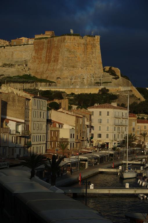 Les Appartements Du Port Bonifacio  Εξωτερικό φωτογραφία